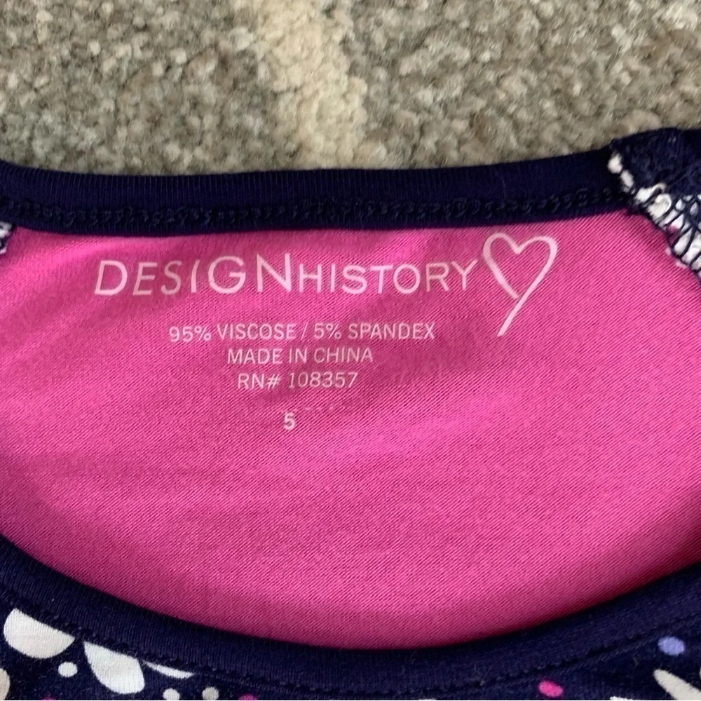 Design History Navy and Pink Daisy and Lace Short Sleeve T-shirt Size 5